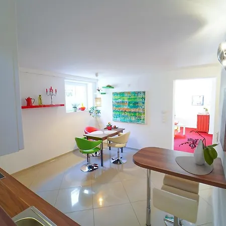 Freundliche شقة *